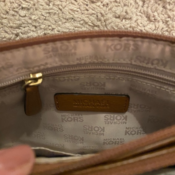Michael Kors Brown Leather 3 Zipper Adjustable Crossbody Purse - Picture 4 of 5